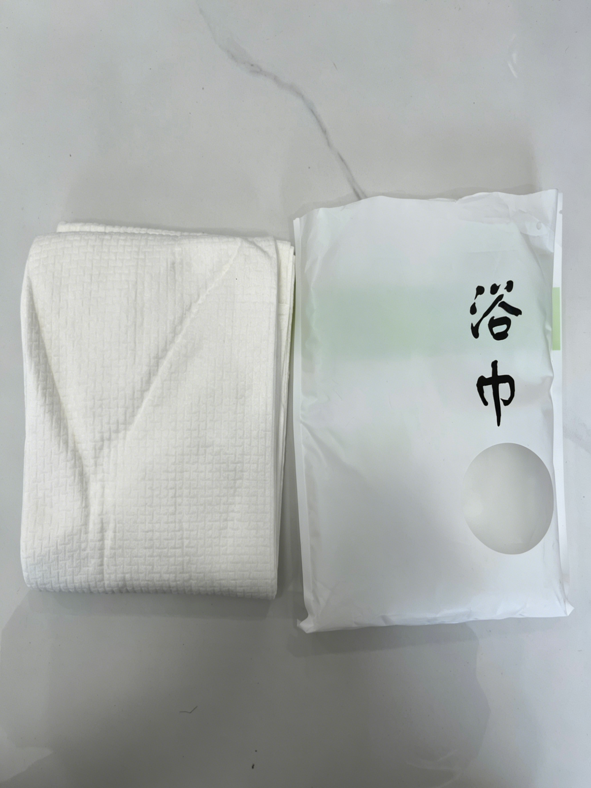Disposable Extra-Large Thick Bath Towel